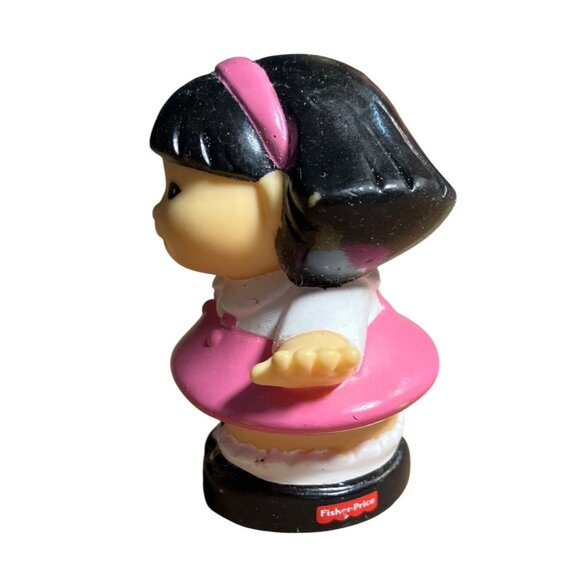 Fisher-Price Little People Sonya Lee Asian Girl Figure Pink Skirt 1997 - Picture 4 of 10